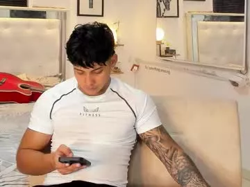 Offline lunay_xtreemboy on Chaturbate