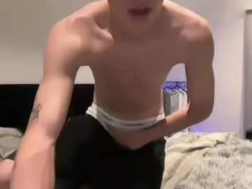 Offline lz_britboy on Chaturbate