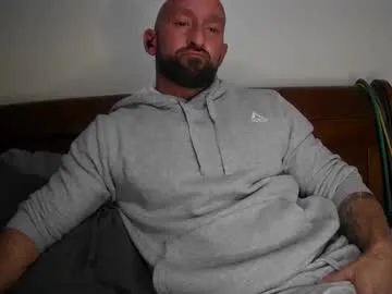 majordadbod101 — Major is here...PVTS OPEN;) #muscle #bigcock #findom #new