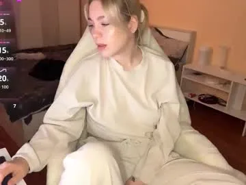 maksisisia on Chaturbate