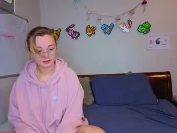 mamiclouds on Chaturbate 