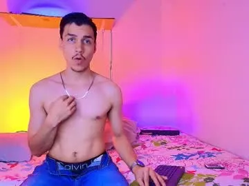 marcus_hanks — Welcome to my room! - Goal: Show you my strong cock [61 tokens left] #bigdick #hairy #cut #muscle #cum #feets #latino #