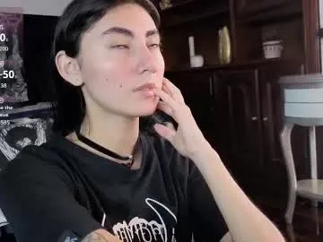 Offline mariagh_ on Chaturbate