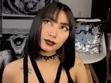 Offline mariagh_ on Chaturbate