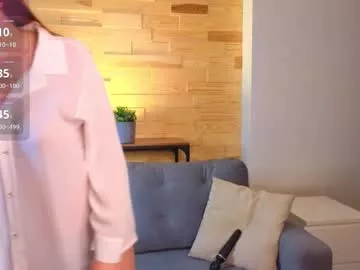 Offline mariespence on Chaturbate