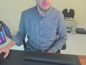 Offline maximal91 on Chaturbate