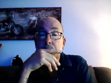 Freechat meathome3 on Chaturbate