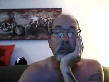 Freechat meathome3 on Chaturbate