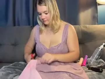 Offline meganashleyy212 on Chaturbate