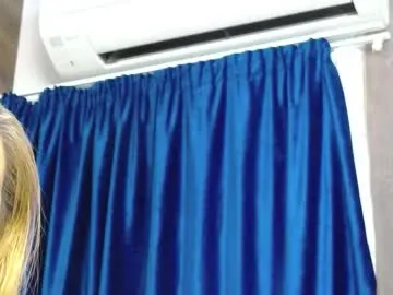 melanniebrown — Welcome to my room! - Goal: Warm me up ! [252 tokens left] #bbw #smoke #bigboobs #bigass #squirt #lovense #blowjob #curvy