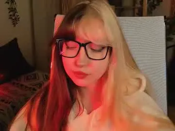 Offline memorycadence on Chaturbate