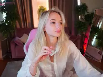 Offline mickeydior on Chaturbate