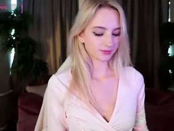 Offline mickeydior on Chaturbate