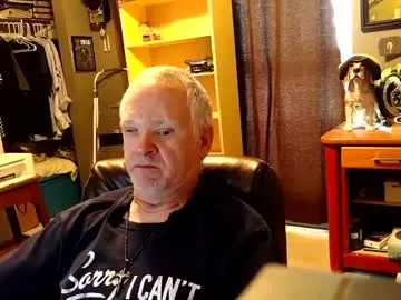 Offline midwestdad09 on Chaturbate