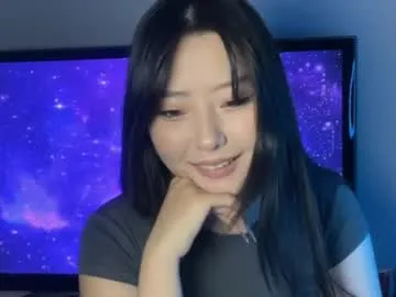 Offline mirafloat on Chaturbate