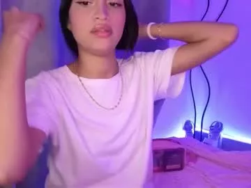 Offline mishelle___7 on Chaturbate