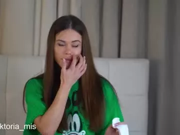 miss_viktoria on Chaturbate 