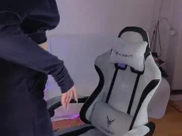 Offline monicaerotic on Chaturbate