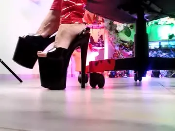 Freechat monicamaxwel on Chaturbate