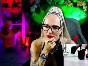 Freechat monicamaxwel on Chaturbate