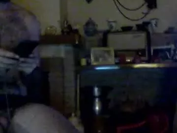 Offline morenikoo26 on Chaturbate