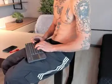 Freechat mrjustin_ on Chaturbate