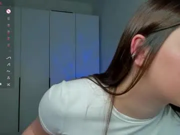 murbur — Hey!! I'm Kaya! Im back, guys!!! #shy #18 #teen #young #lovense Goal: Show ass full screen^_^ ^_^ [198 tokens remaining]