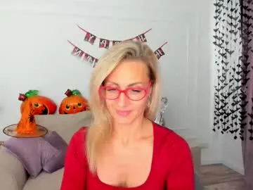 Freechat museofstage on Chaturbate