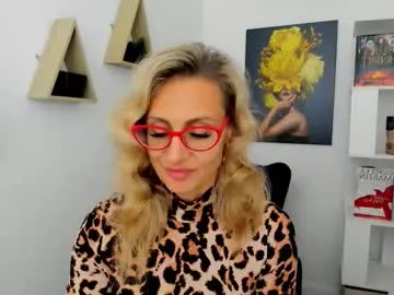 Freechat museofstage on Chaturbate