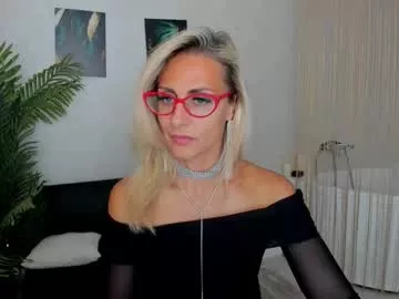 Freechat museofstage on Chaturbate
