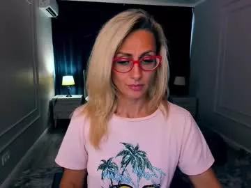 Freechat museofstage on Chaturbate