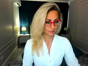 Freechat museofstage on Chaturbate