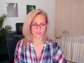 Freechat museofstage on Chaturbate