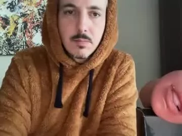 Offline naco20l on Chaturbate