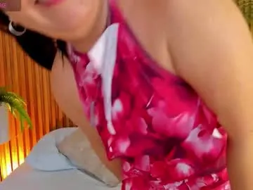 nahia_13 on Chaturbate