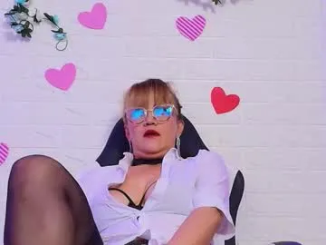 Offline naomi_diamond_ on Chaturbate