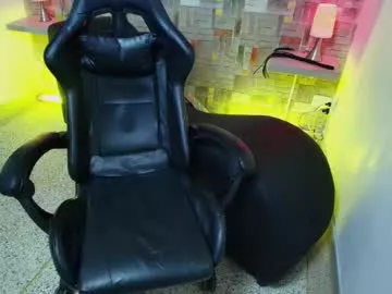 Offline naomii_campbelll on Chaturbate