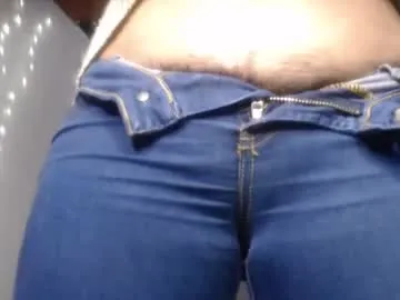 naughtyhotsquirt on Chaturbate