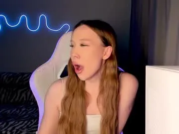 Offline neyrmina on Chaturbate