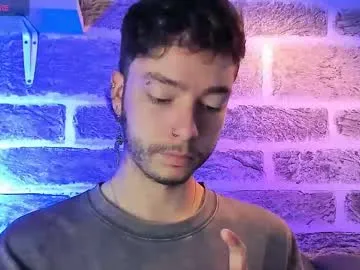 Offline noah_ricci_ on Chaturbate