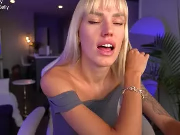 Offline ohbabykelly on Chaturbate