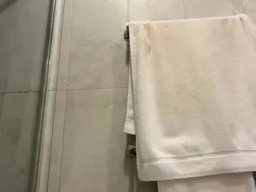 Offline oliviabrookess on Chaturbate