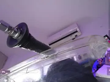 Freechat oliviahalley on Chaturbate