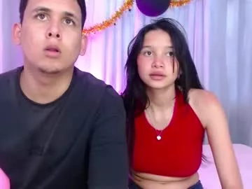 Offline owenandrosecs on Chaturbate