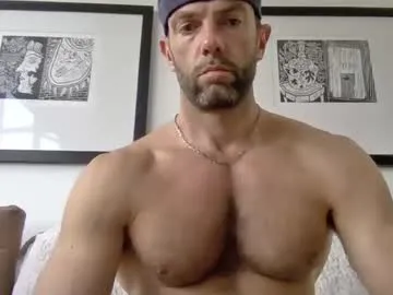 Offline parisien75015 on Chaturbate