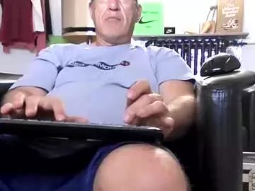 Offline peacetous on Chaturbate