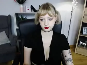 Offline perfect_madeline on Chaturbate