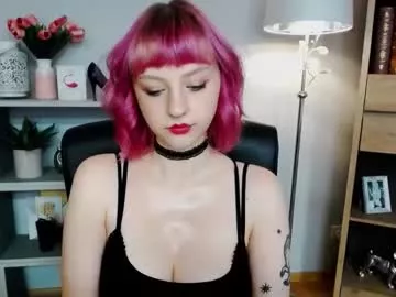 Offline perfect_madeline on Chaturbate