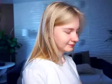 Offline phyllisearney on Chaturbate