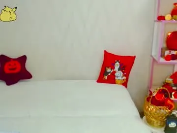 Offline pink_pikachu_ on Chaturbate